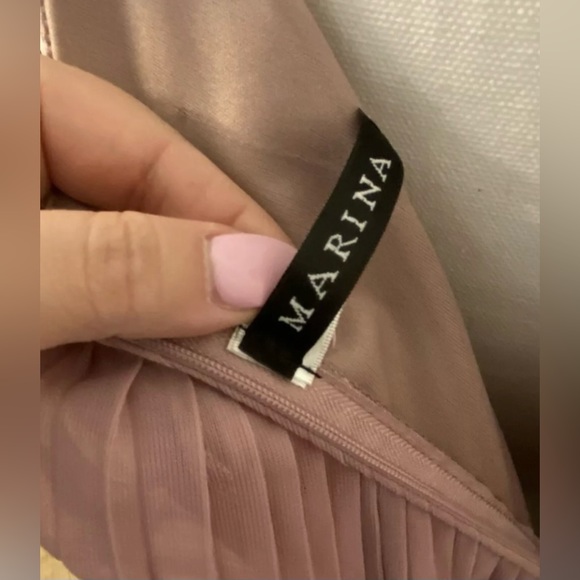 Plus Dress 💗 - Picture 5 of 6